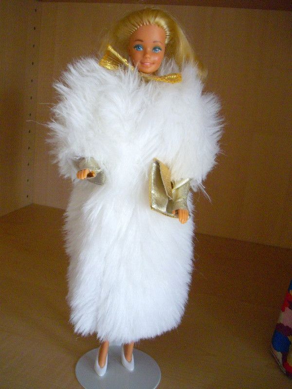 POUPEES BARBIE