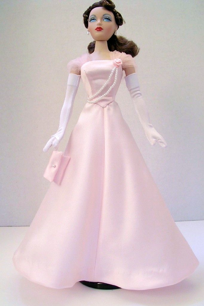robe poupee barbie